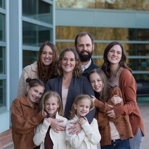 Meet your Posher, Angie